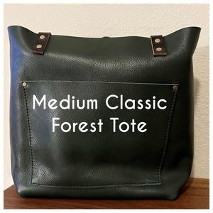 🦄 portland leather • forest medium classic tote